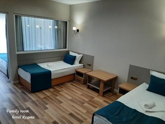 Сімейний номер з балконом